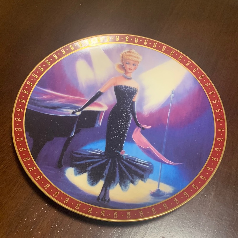 Danbury Mint Barbie Collector Plate "1960 Solo in the Spotlight"